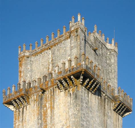 oldest building in portugal.